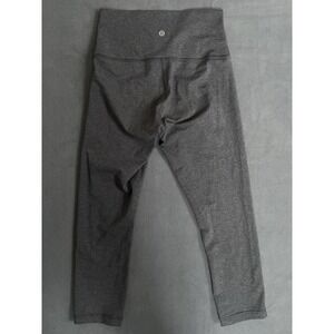 Lululemon Women's Gray Leggings Sz6 24 Inch Waist Measurements In Photos